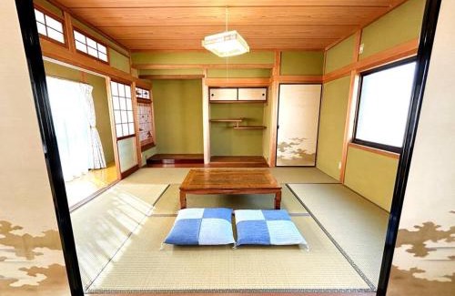 Fukuchiyama Haus | New Open ! 田舎の一棟貸 お庭でBBQやプール遊びができる貸切の宿 3ぴーす