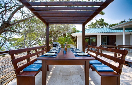 Placencia Villa | New-Photo Perfect-Beachfront Home-Infinity Pool