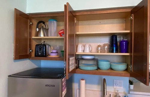 East Daytona Wohnung | NEW POOL OPEN! Direct Oceanfront | Remodeled Tiki Theme | Private Balcony