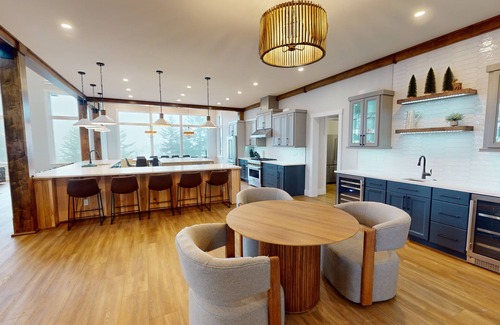 Snowshoe Haus | NEW! Red Spruce 07 - Brigham Eight Bedroom Home