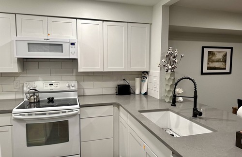 Eagle Haus | NEW REMODEL in the Heart of Eagle near BOISE