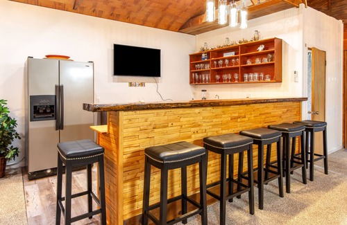 Bridgman Haus | New Spacious Warren Dunes Beach & Winery Retreat w/Hot Tub & Pool Table