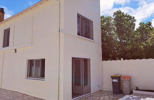 Villemomble Wohnung | New studio with AC / free charging parking（NO.5）
