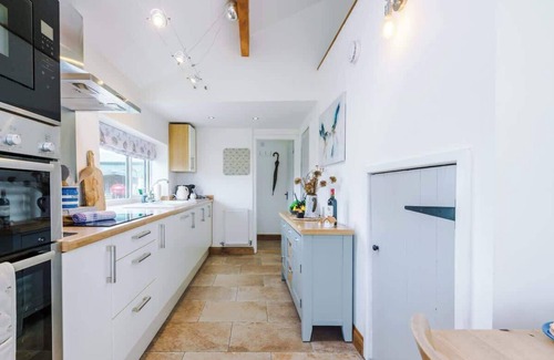 Wollerton Hütte | NEW! Stunning Cottage, Ideal for Families & Groups