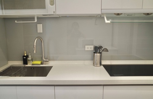 Daan Wohnung | NEW! Sunny Apt 2BD 2 Bathrooom｜6 Min MRT｜DN7