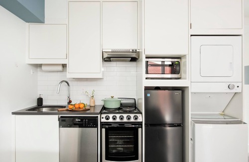 Virginia Highland Wohnung | NEW - The Marigold: Private Balcony - Walkable