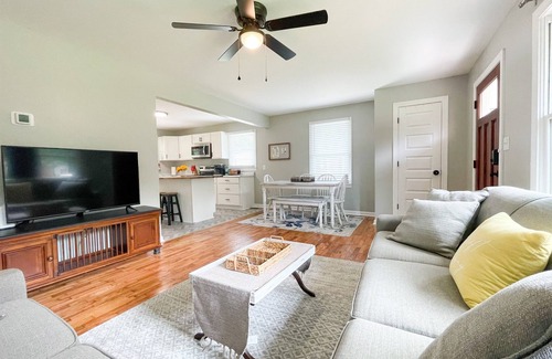 Rome Haus | New w/ King Bed, Walk to Park, Near Downtown Rome