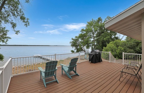 Battle Lake Haus | NEW! West Battle Lake, Amazing Grace Etta Beach