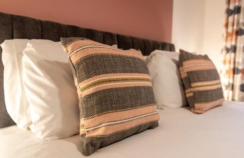 Newark Wohnung | Newark Apartments: Ideal for Contractors with Parking