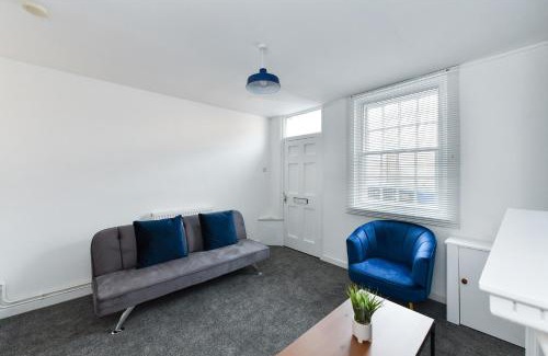 Newark Haus | Newark Central Cottage