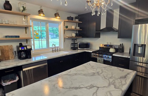 Canadian Lakes Haus | Newly Built Lake House with private lake frontage! 3 Br/2 bath, very spacious!