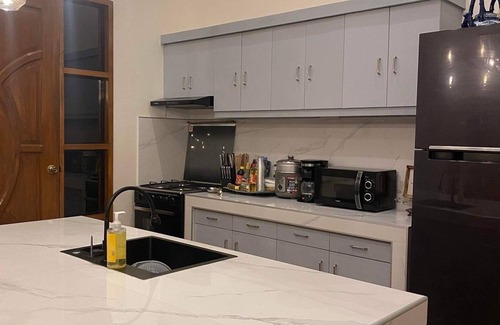 Dipolog Haus | Newly built modern house with garden view. We are pet-friendly!