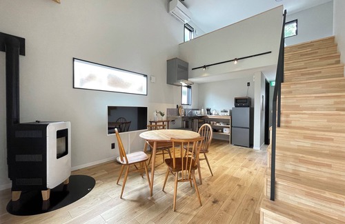 Yuzawa-machi Hütte | Newly built private cottage in Yuzawa, Spruce Cottage Base for skiing/snowboarding, nature and art