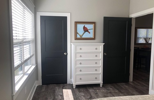 Heights Haus | Neu gebaute private Garagenwohnung in Little Rocks Heights!