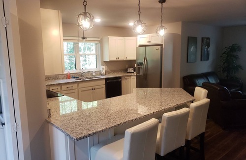 McFarland Haus | Newly Constructed 1 Bedroom Home Located near Lake Waubesa