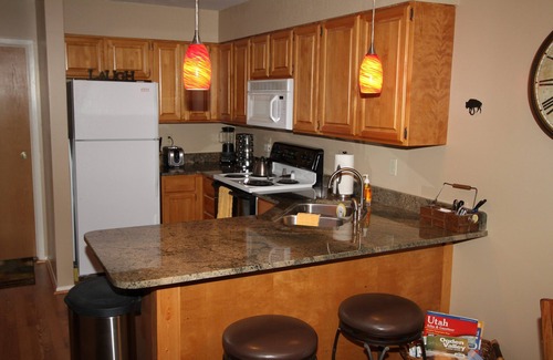 Eden Eigentumswohnung | Neu renoviert! Beste Einheit in Wolf Lodge! Die Skisaison ist da! 2 Bett, 2 Bad