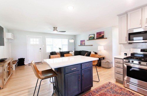 Little Rock Haus | Newly Remodeled Home on the Arkansas River - 3 miles from Airport