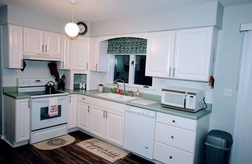 Lake Leelanau Haus | Newly remodeled ranch style home located in Lake Leelanau