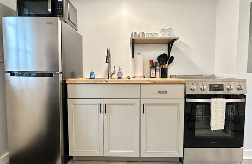 Southwest Harbor Wohnung | Newly Renovated 1BR APT in Downtown SWH! [Fogline]