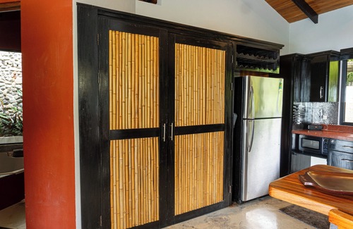 Ballena Haus | Jungle Retreat in den Bergen mit Pacific und Jungle View