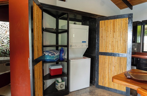 Ballena Haus | Jungle Retreat in den Bergen mit Pacific und Jungle View