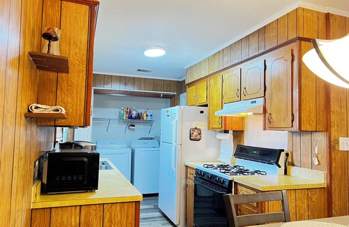 Louisville Haus | Newly Renovated 3-Bedroom - William's Haven 5C with WiFi & AC, Louisville MS