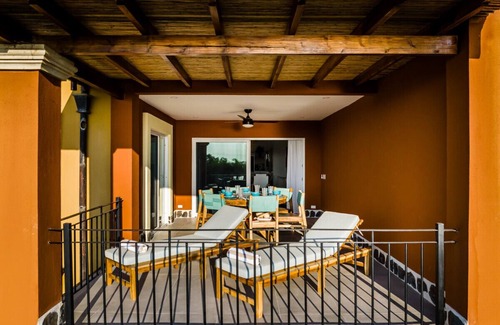 Rio Seco Wohnung | Newly Renovated, Beachfront, 3 bed Condo on Exclusive Langosta Beach!