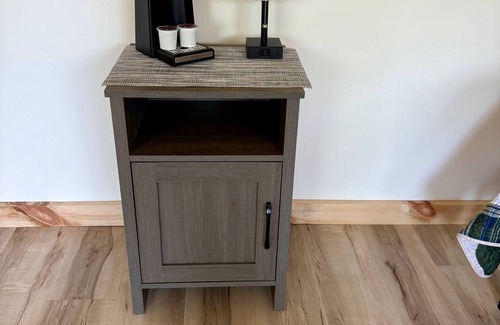 Oscoda Kabine | NEWLY RENOVATED! Cozy cabin with WiFi and AC in charming Oscoda