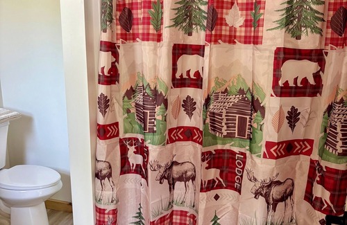 Oscoda Kabine | NEWLY RENOVATED! Cozy cabin with WiFi and AC in charming Oscoda