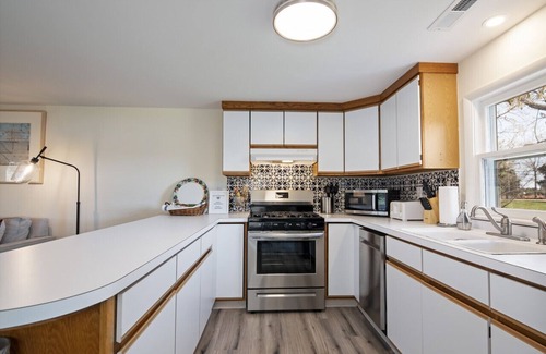 Oxford Haus | Newly Renovated Guest House located in Oxford MD