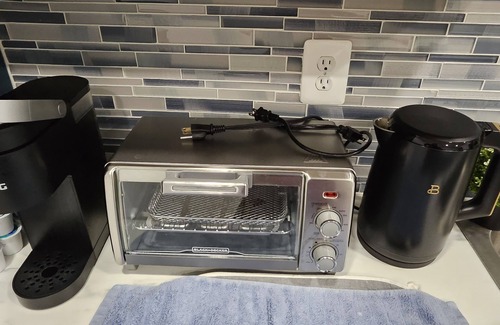 Manassas Wohnung | Newly Renovated Modern 2bd/2 FullBath aprt 3Beds/Futon