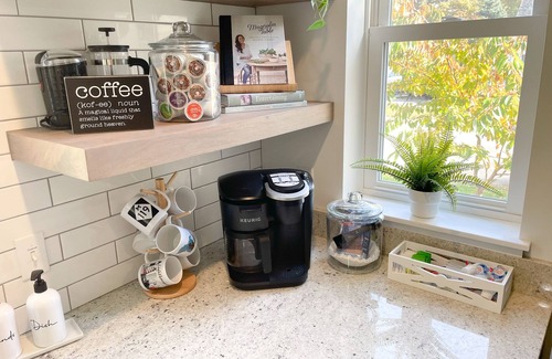 Harbor Springs Haus | Newly-Renovated Dog-Friendly Getaway!