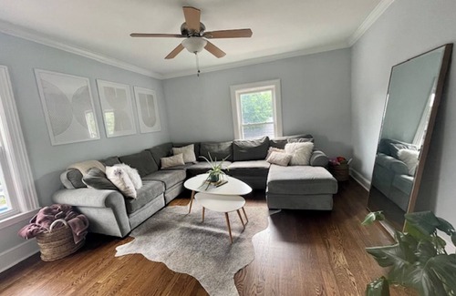 Nonantum Eigentumswohnung | Newly Updated Condo