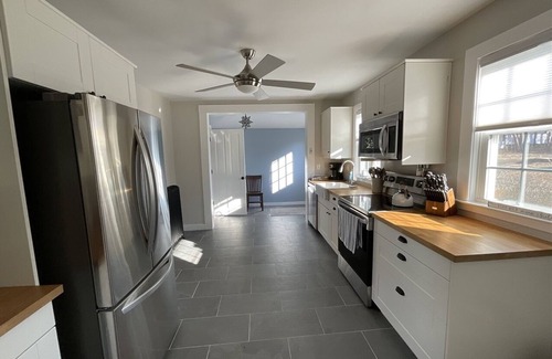 Jamestown Haus | Newly Updated Island Home - Walking distance to the beach. Kid Friendly!