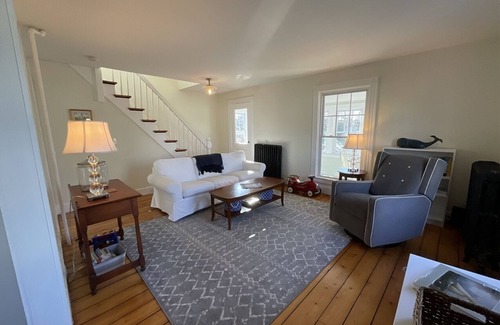 Jamestown Haus | Newly Updated Island Home - Walking distance to the beach. Kid Friendly!
