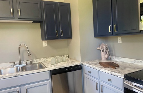 Burnside Haus | Historic beauty with partial lake views, walking distance to Burnside Marina!