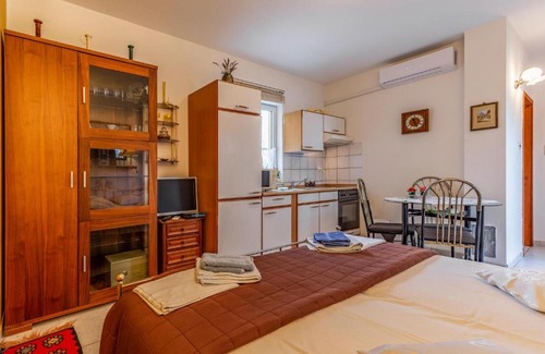 Liznjan Wohnung | Nice apartment in Liznjan with