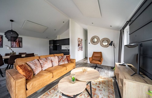 Kerkdriel Skihütte | Schönes Chalet mit Kombi-Mikrowelle, nahe der Maas