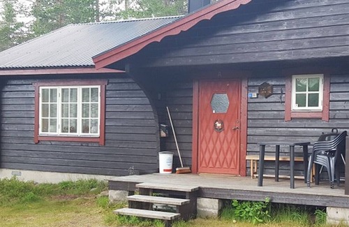 Stoten Haus | Schön eingerichtete Ferienhaushälfte zum Skiurlaub oder zum Wanderurlaub