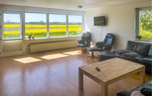 Boderne Haus | Nice Home In Aakirkeby With Wifi