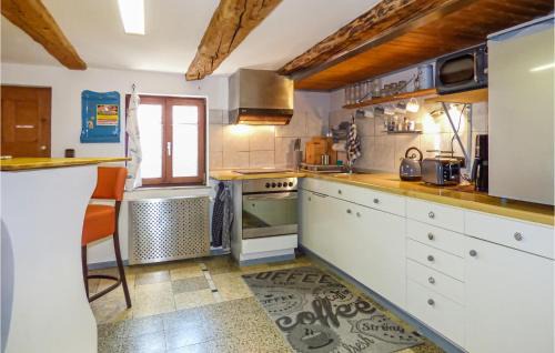 Randegg Haus | Nice Home In Gottmadingen With Wifi