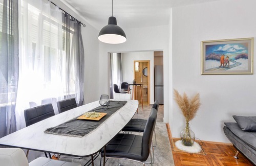 Municipality of Krizevci Haus | Tolles Haus in Krizevci mit Whirlpool