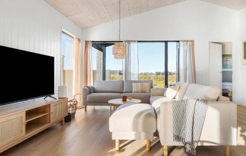 Lokken Haus | Nice Home In Løkken With Sauna