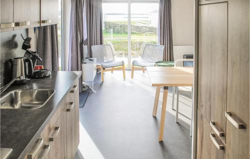 Lauwersoog Haus | Nice Home In Lauwersoog With Kitchen