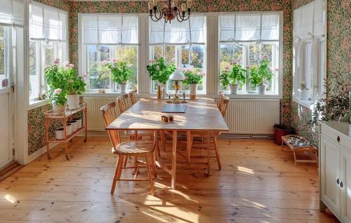 Osteraker Municipality Haus | Nice Home In Ljusterö With Sauna