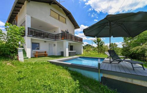 Sveti Juraj na Bregu Haus | Nice Home In Lopatinec With Kitchen