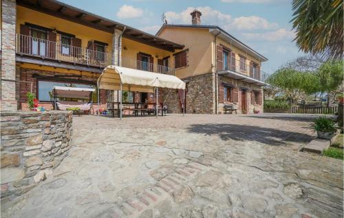 Marsaglia Haus | Nice Home In Marsaglia Cn With Jacuzzi