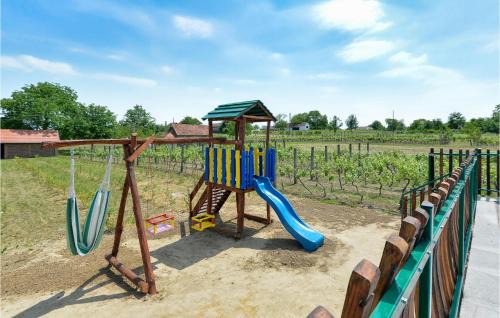 Klostar Podravski Haus | Nice Home In Prugovac With Sauna