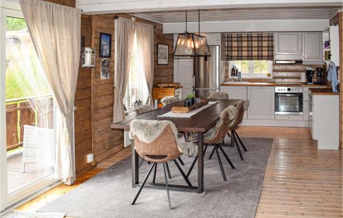Atra Haus | Nice Home In Rjukan With Wifi