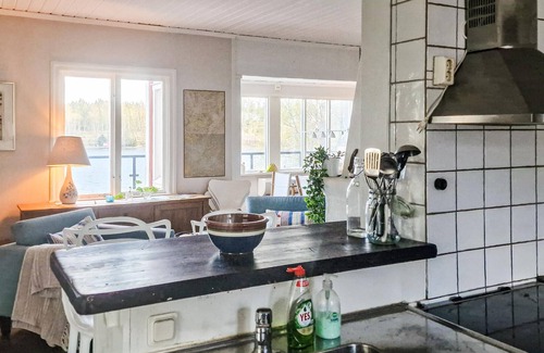 Varmdo Haus | Nice home in Värmdö with sauna